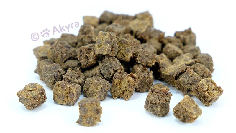 Trainingsblokjes Eend - Natuurlijk gedroogde hondensnacks - 200 gram by Akyra – product photo