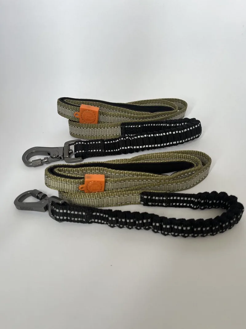 AFP Off Street Dog Leash Olive Green S by All For Paws in Olijfgroen – product photo
