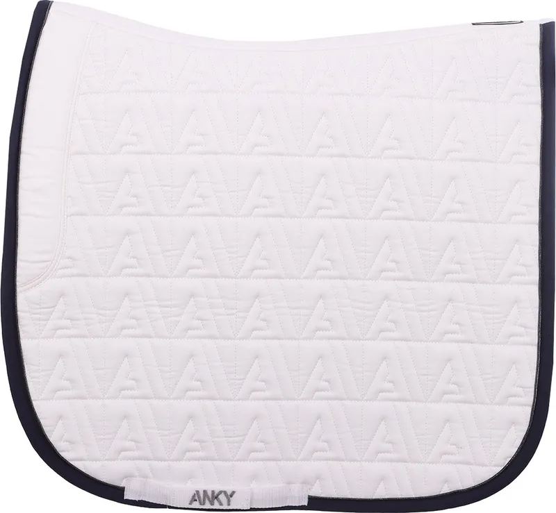 Zadeldek Anky Twill Dressage by Anky in Wit-donkerblauw – product photo