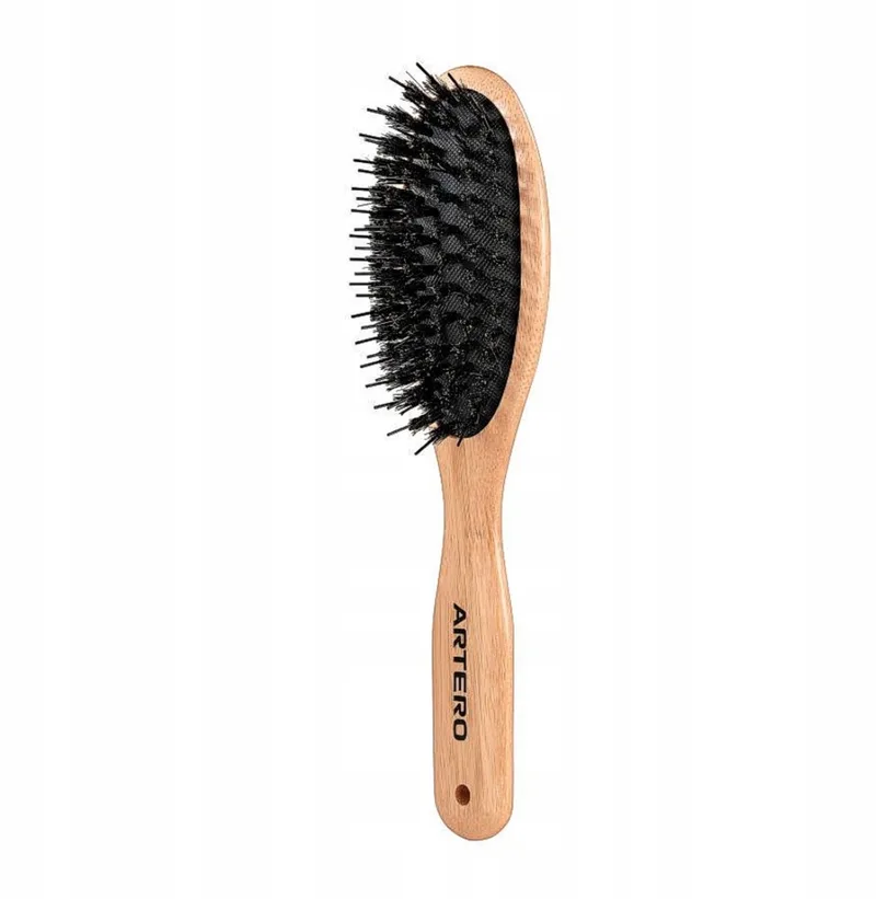 Nova Brush M: Luxe hondenborstel met zwijnenhaar en nylon fra Artero i Beige – produktbillede
