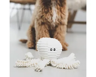 Eco Honden Knuffel Octopus Okki - Honden speelgoed - Zonder piep - 100% gerecycled - 26x13x13 cm by Beeztees in Beige – product photo 2 of 2