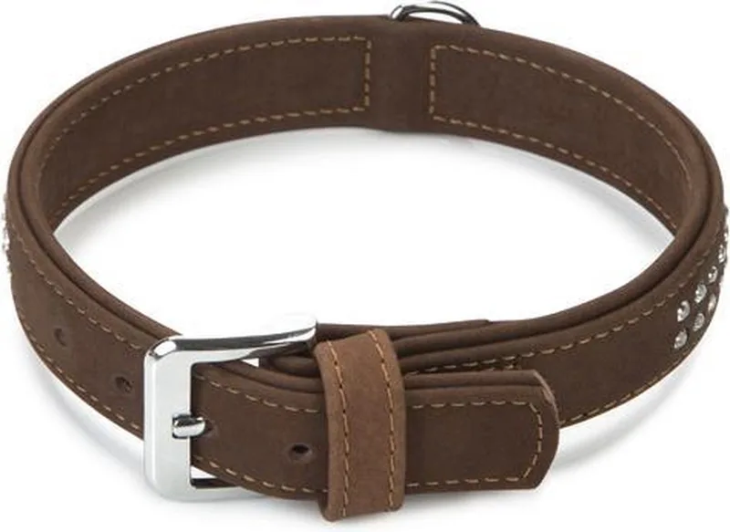 leren halsband Buffalo Strass. 50 cm x 30 mm. by Beeztees in Brown – product photo