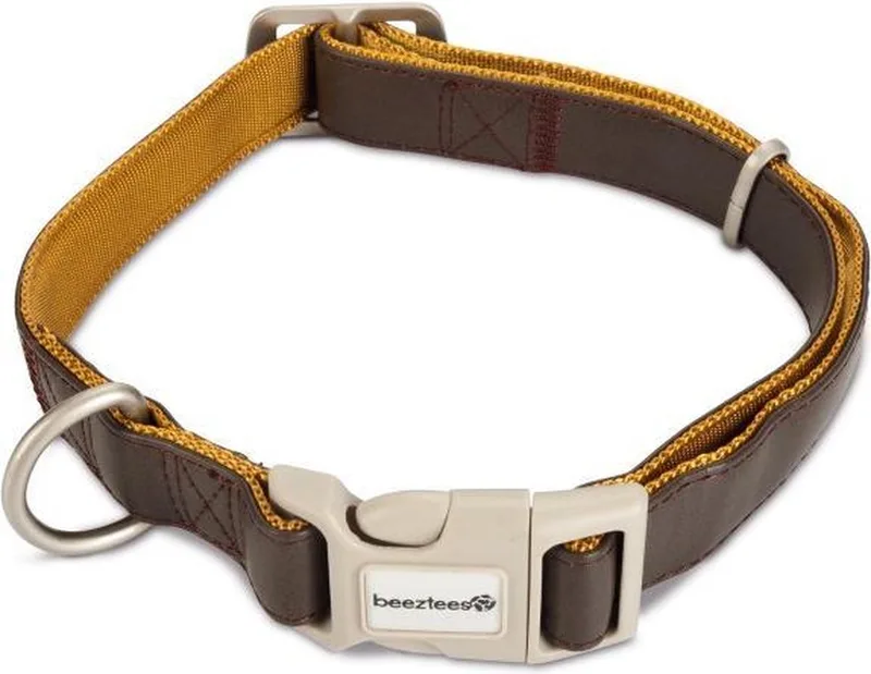 Soft Touch - Halsband Hond - 45-70x2,5 cm by Beeztees in Brown – product photo
