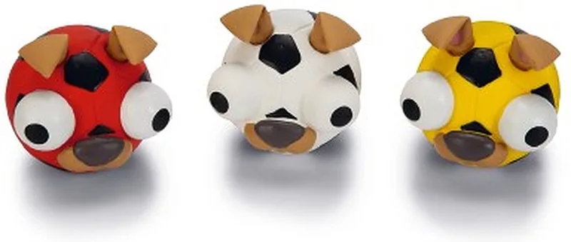 Voetbalpoppetje - Hondenspeelgoed - Assortiment - 1 stuk by Beeztees in Assorti – product photo