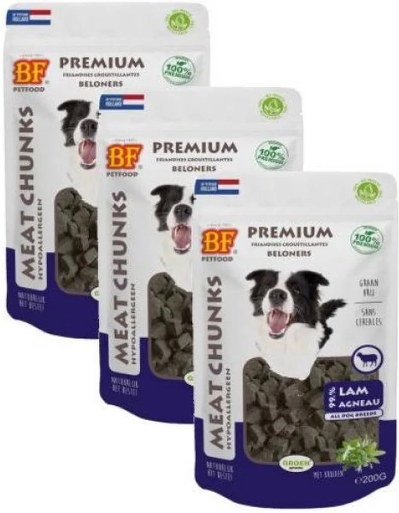 3x200 gr Biofood meat chunks lam hondensnack by Biofood – product photo