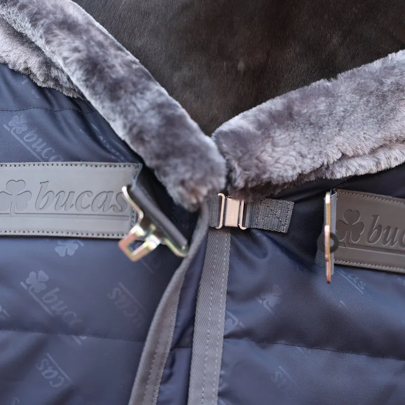 Staldeken Bucas Show-line 150gr - 140/191 de Bucas en Donkerblauw-grijs – photo produit