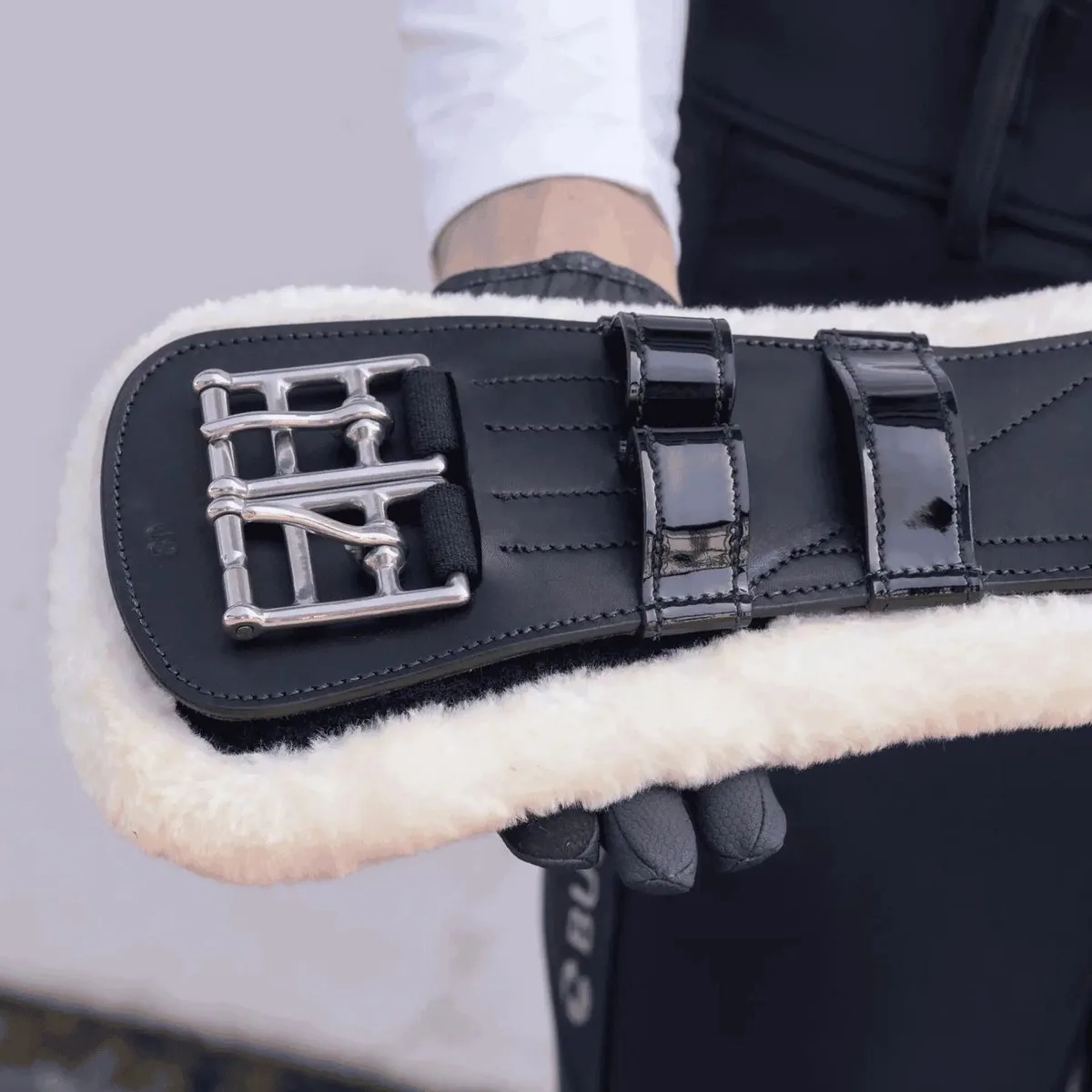 Dressuursingel Passage Line CS-Zwart-75 fra Busse – produktbillede