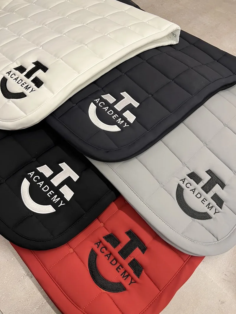 CT Academy Quilted Zadeldek Full Jump by Cavalleria Toscana in Red – product photo
