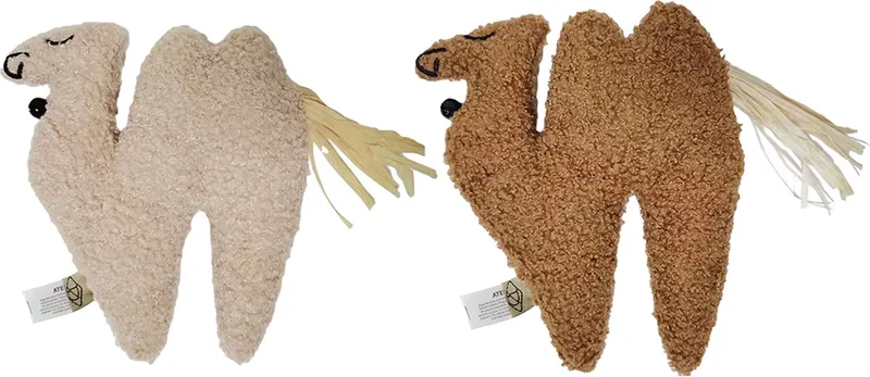 Speelgoed Voor Dieren - Kat - Latif Catnip Trappelkussen L 22 X B 3 X H 16,5 Cm - 1st von D&D Home in Gemengde Kleuren – Produktfoto