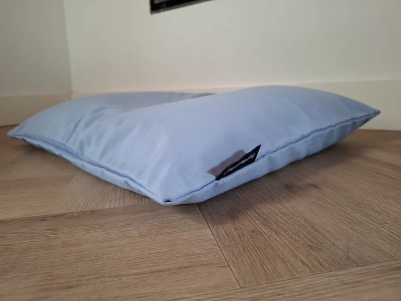 Hondenkussen / Hondenbed bench kussen 66x54cm - Hondenkussen / Hondenbed bench kussen 66x54cm de Dog's Companion en Bleu – photo produit