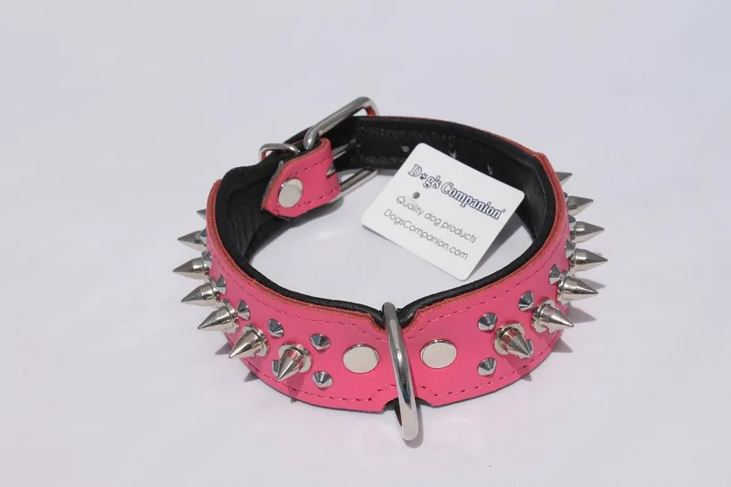 Leren Halsband - met Spikes - Lengte: 45cm Verstelbaar van: 32-41 cm x 40 mm de Dog's Companion en Rose, Noir – photo produit