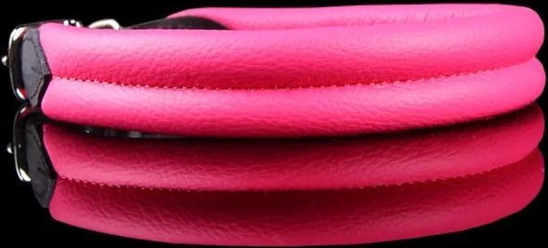 Leren hondenhalsband soft - Lengte: 65cm (57-62cmx30 mm), Kleur by Dog's Companion in Pink – product photo