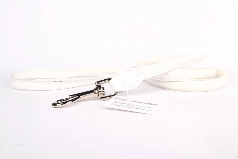 Leren Hondenriem - Lengte: 120 cm x 10 mm - Wit by Dog's Companion in Wit x 120 cm (Lengte) – product photo