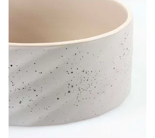 duvoplus dinner time Eetkom Stone Wavy Dune - Keramieken Voerbak voor Hond en Kat - Vaatwasserbestendig - M 1250ml by Duvo+ in Grijsgroen – product photo 2 of 5