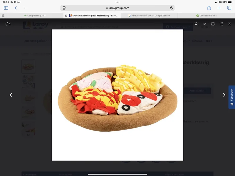 playtime Snuffelmat Pizza - Snackmat voor Hond en Kat - Tegen Schrokken en Verveling - 50x50x5cm - Meerkleurig by Duvo+ in Meer kleurig – product photo