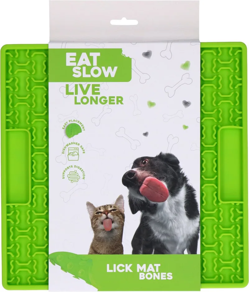 Likmat – 21 x 21 cm - Vierkant – Snuffelmat – Anti-schrok Mat – Slowfeeder – Afleiding – Honden en Katten – voor Smeersels, Brokken en Snoep – Botjespatroon - 100% Siliconen – met Zuignappen – Vaatwasserbestendig von Eat Slow Live Longer in Grün – Produktfoto