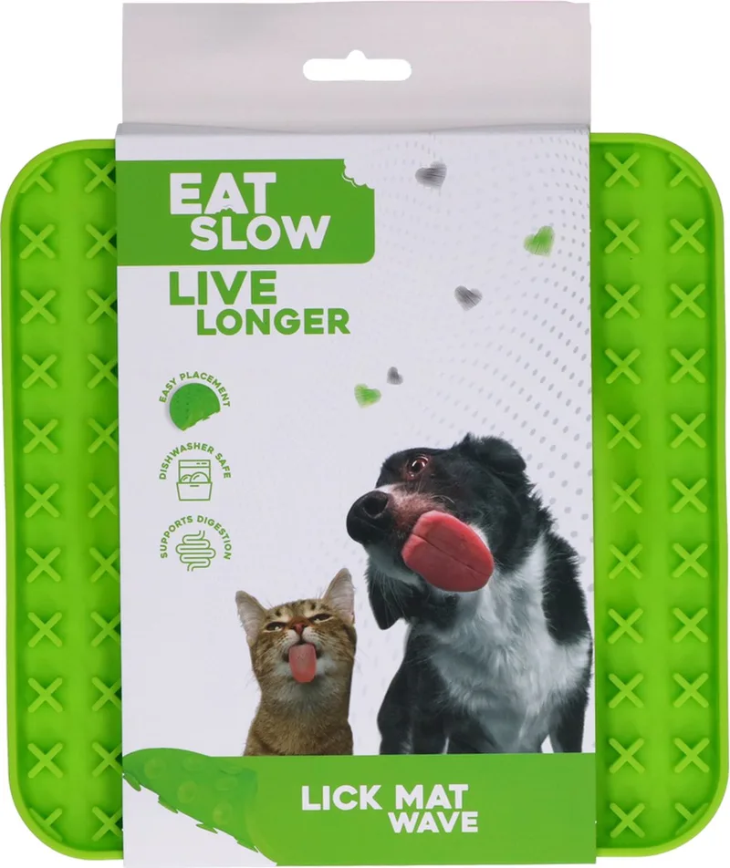 Likmat Golf - 20 x 20 cm - Anti-schrok Mat - Slowfeeder - Snuffelmat - 100% siliconen - Vaatwasserbestendig - Voor Hond of Kat - Voerpuzzel Kat von Eat Slow Live Longer in Grün – Produktfoto