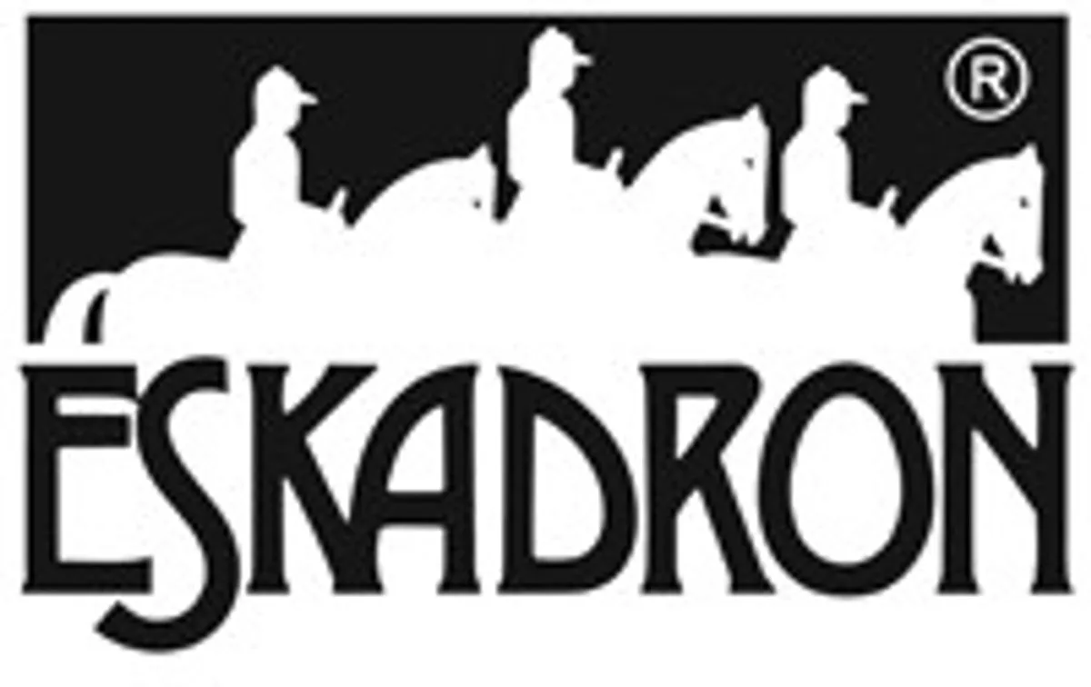 Veulenhalster Black de Eskadron en Noir – photo produit
