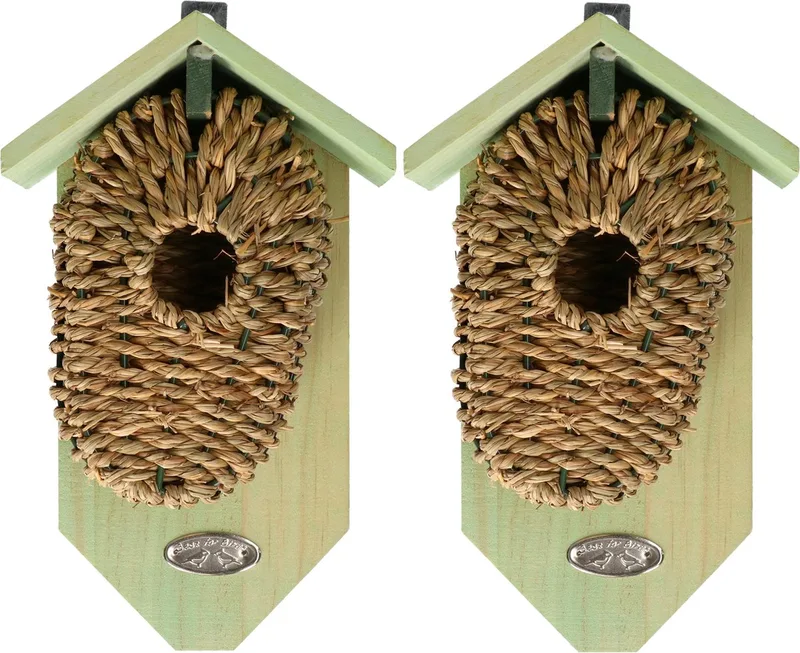 2x Stuks houten vogelhuisje/nestbuidels zeegras 26 cm - Vogelhuisjes tuindecoraties - Winterkoning nestje von Esschert Design in Braun – Produktfoto