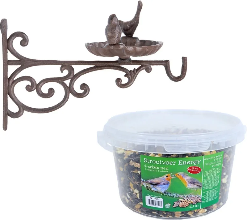 Wand vogel voederbak/drinkbak met haak gietijzer 35 cm inclusief 4-seizoenen energy vogelvoer - Vogel voederstation by Esschert Design in Brown – product photo