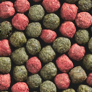 Vissen voer – vissenvoer – vijvervoer – koivoer – koi voer – steurvoer 6mm – 5L – mix rood/groen by Flamingo – product photo 2 of 2