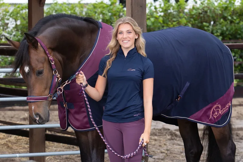 Fleecedeken - Denici Cavalli Maroon - 195 cm de Harry's Horse en Bleu foncé – photo produit