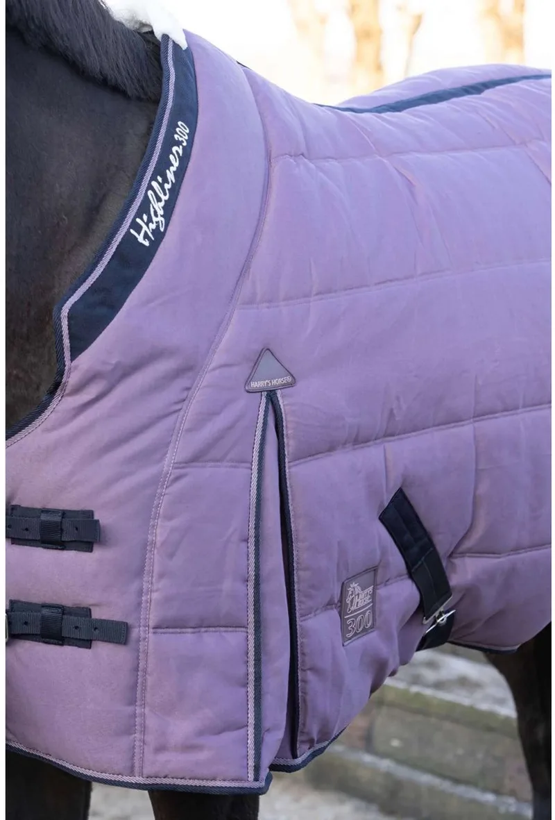 Staldeken Highliner 300 WI26 flint by Harry's Horse in Pink – product photo