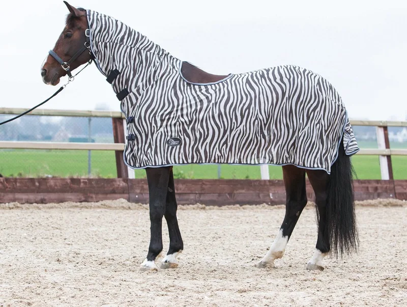 Vliegendeken mesh, hals en zadeluitsparing, gray 145cm by Harry's Horse in Zebra – product photo
