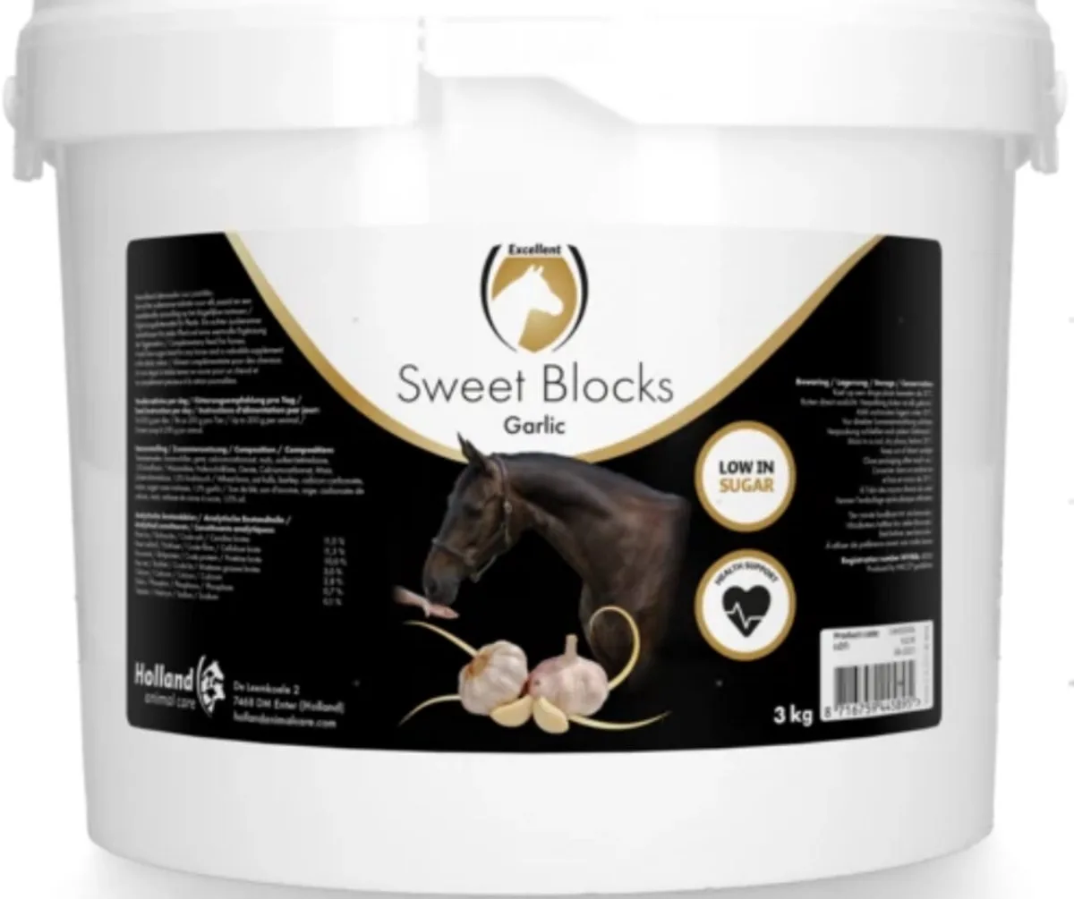 Excellent Sweet Garlic Blocks - Paardensnoepje - Paarden - Knoflook - 3 kg de Holland Animal Care – photo produit