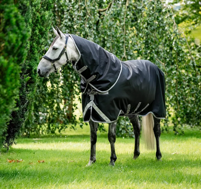 Turnout 1200 D plus 100 gr Navy/Grey&silver - 6.6 /195 - Regendeken by Horseware in Silver – product photo