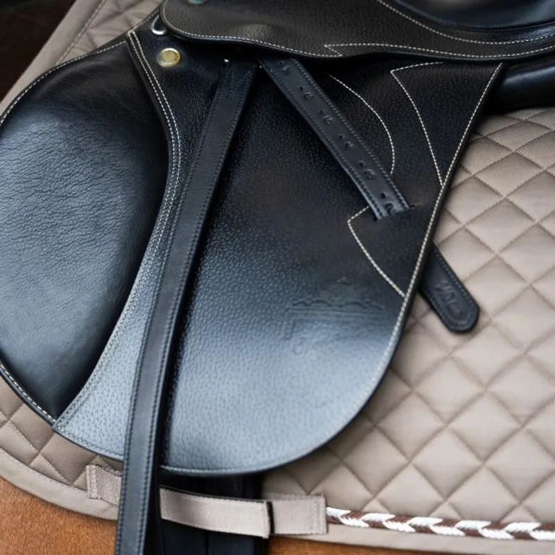 Beugelriemen IRH Soft met nylon kern Black - 145CM by Imperial Riding – product photo