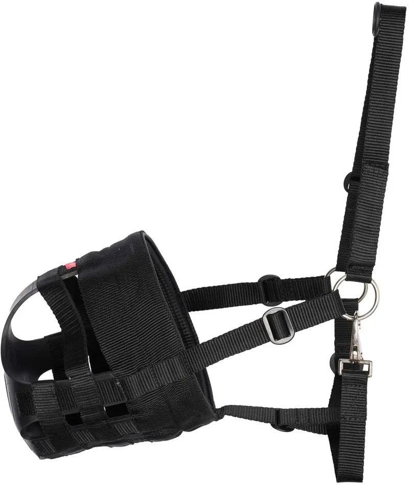 Ergonomische paarden muilkorf Imperial Riding Nibble by Imperial Riding in Black – product photo