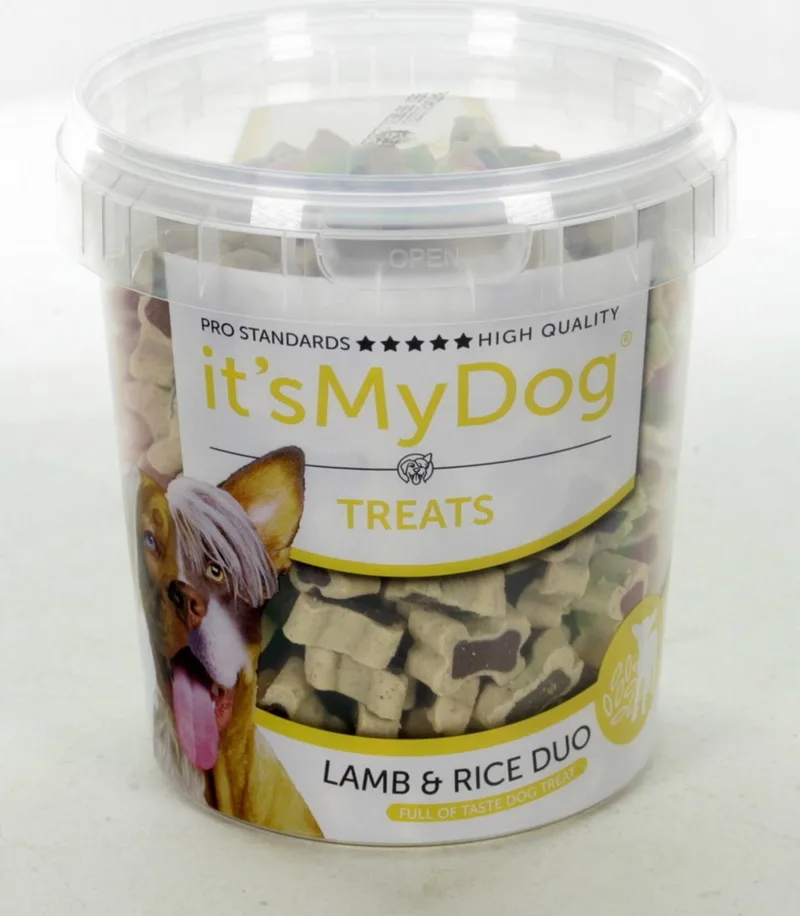treats - lam en rijst hondensnoepjes - lam en rijst - in emmer - 500 gram by It's My Dog – product photo