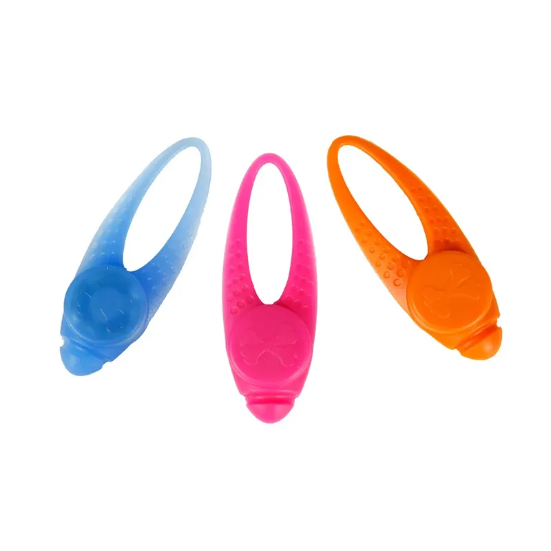 Day And Night Blinky Silicone Hondenspeeltje Geassorteerd by Karlie – product photo