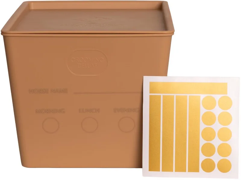 Grooming Deluxe - Paardenvoer box met deksel 7 l von Kentucky Horsewear in Beige – Produktfoto