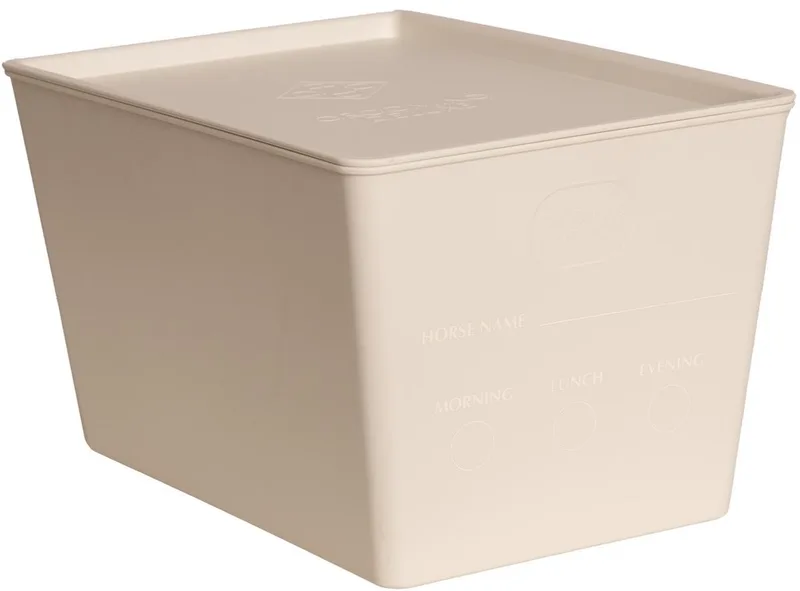 Grooming Deluxe - Paardenvoer box met deksel 7 l by Kentucky Horsewear in White – product photo