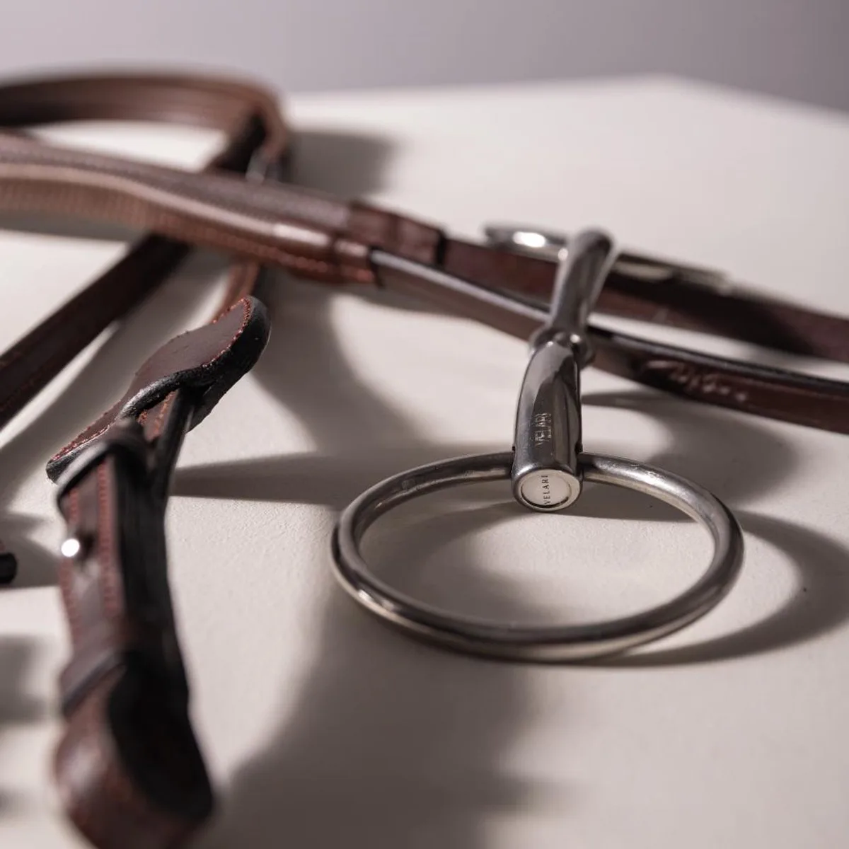 Velari - Watertrens enkel gebroken roestvrij staal 16mm 14,5cm by Kentucky Horsewear in Silver – product photo