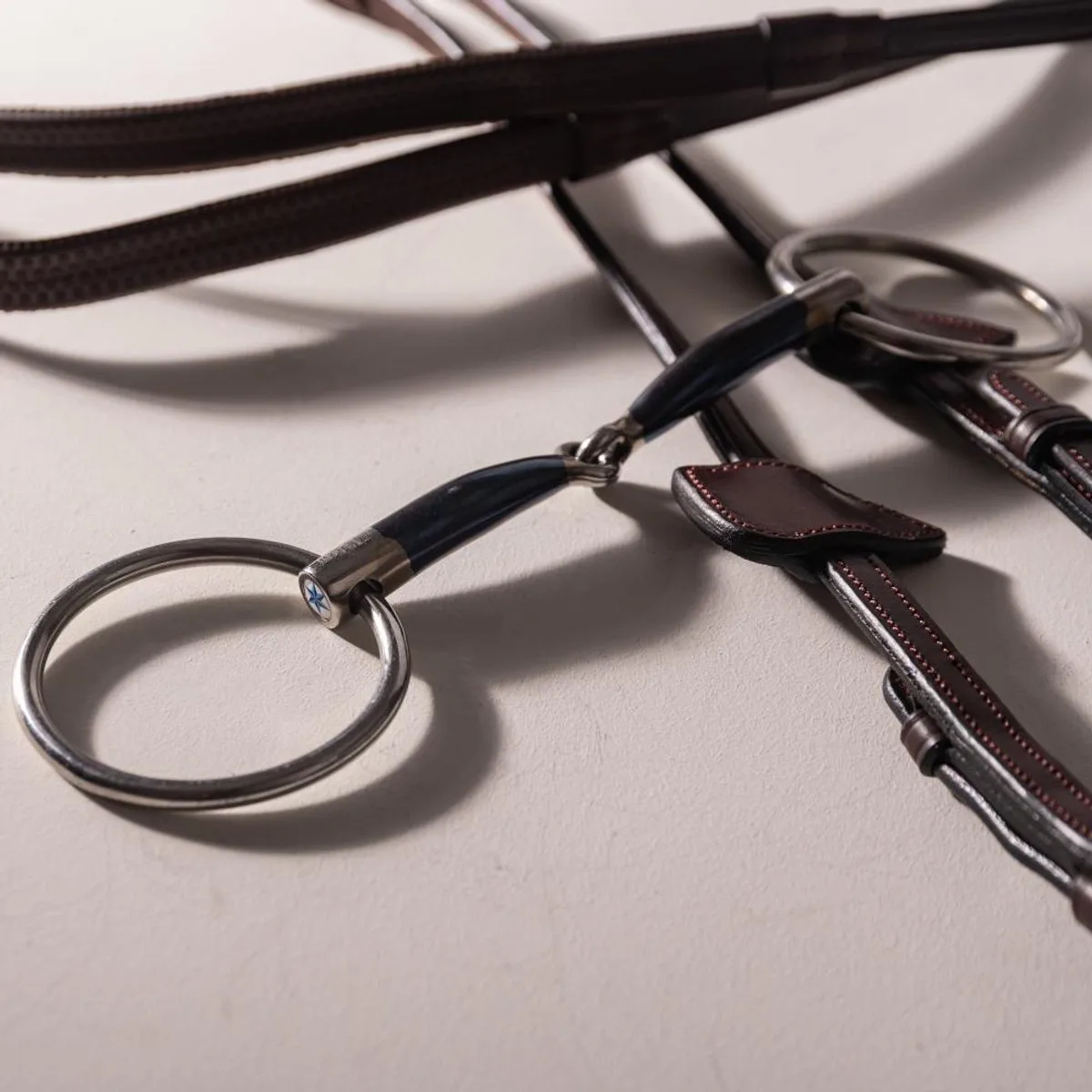 Velari - Watertrens enkel gebroken sweet iron 16mm 12,5cm de Kentucky Horsewear en Argent – photo produit