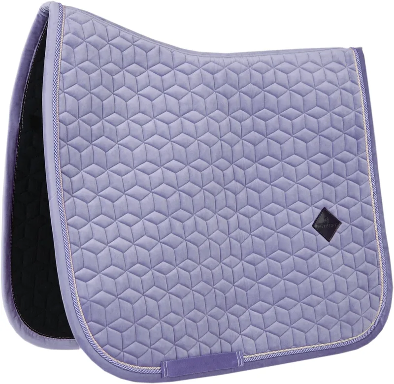 Zadeldek - Velvet - Zadeldek Dressuur van Kentucky Horsewear in Paars – productfoto