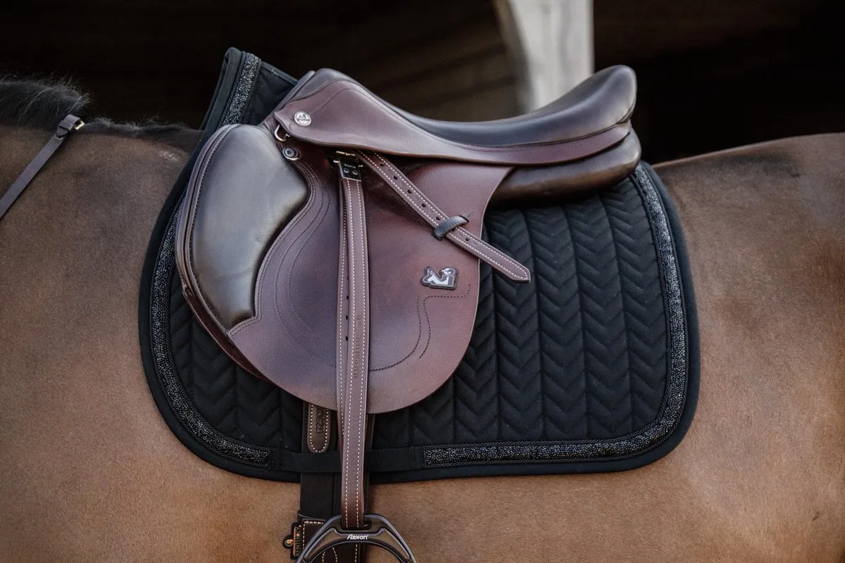 Zadeldoek glitter stone jumping fra Kentucky Horsewear i Sort – produktbillede