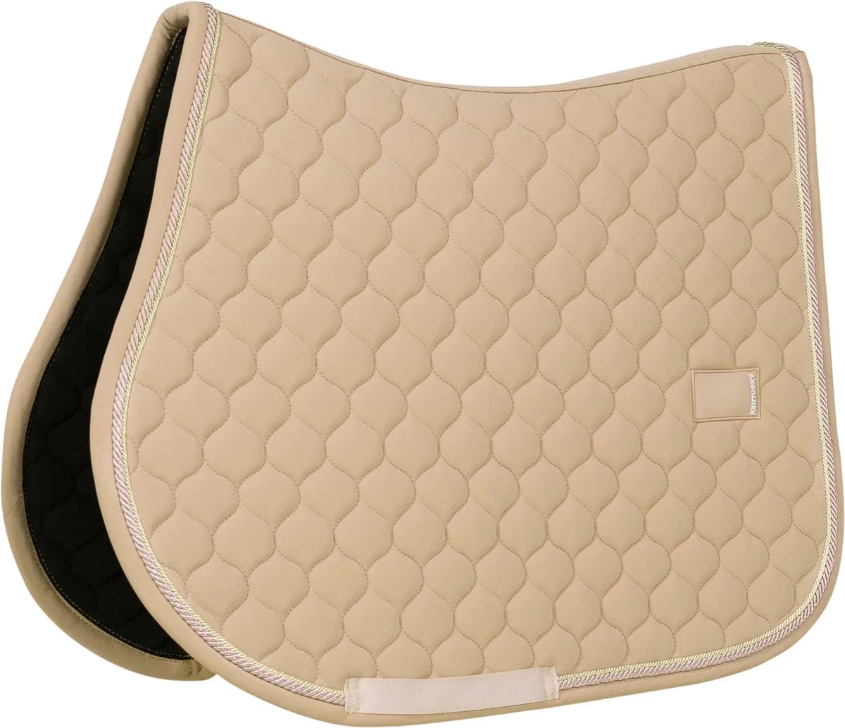 Zadeldoek onion quilt rubber logo jumping från Kentucky Horsewear i Beige – produktbild