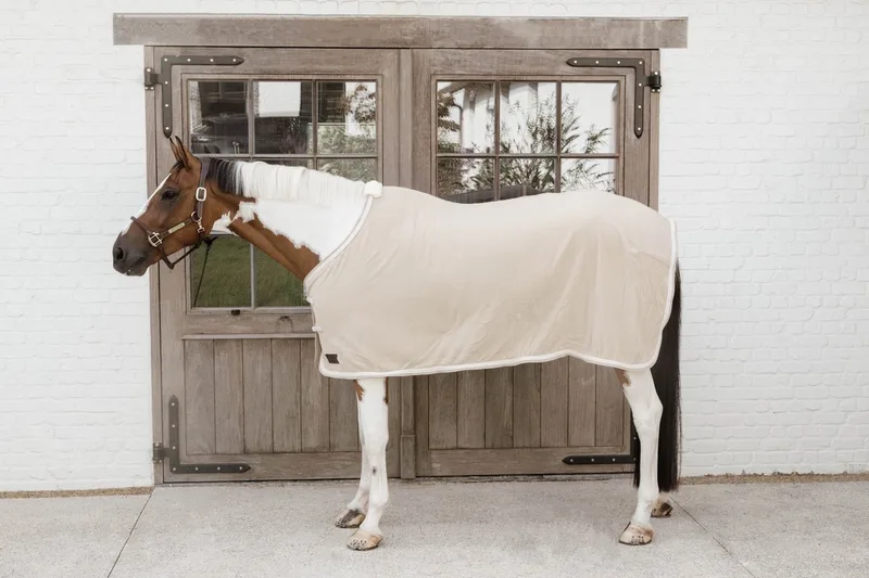 Zweetdeken fleece gevlochten touw 145-6'6 by Kentucky Horsewear in Beige – product photo