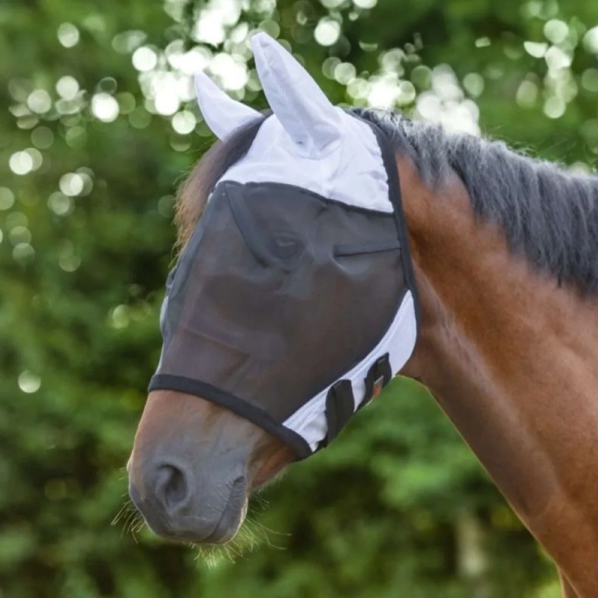 Vliegenmasker met oren en neus-Light Grey-Cob van Kerbl – productfoto