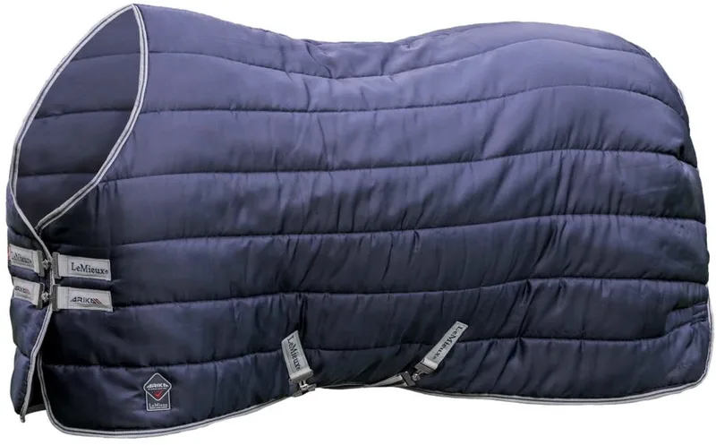 Arika Stable-Tek Staldeken 205 von LeMieux in Dunkelblau – Produktfoto