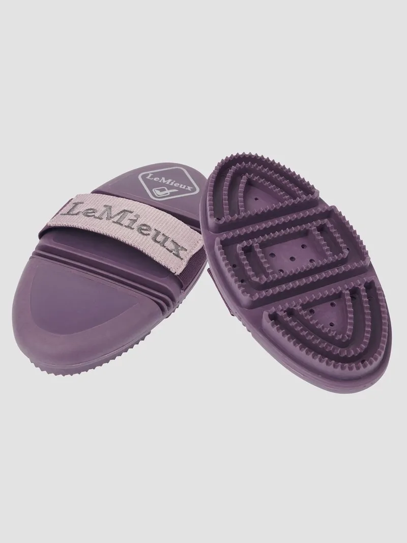 Flexi Curry Comb by LeMieux in Apricot – product photo