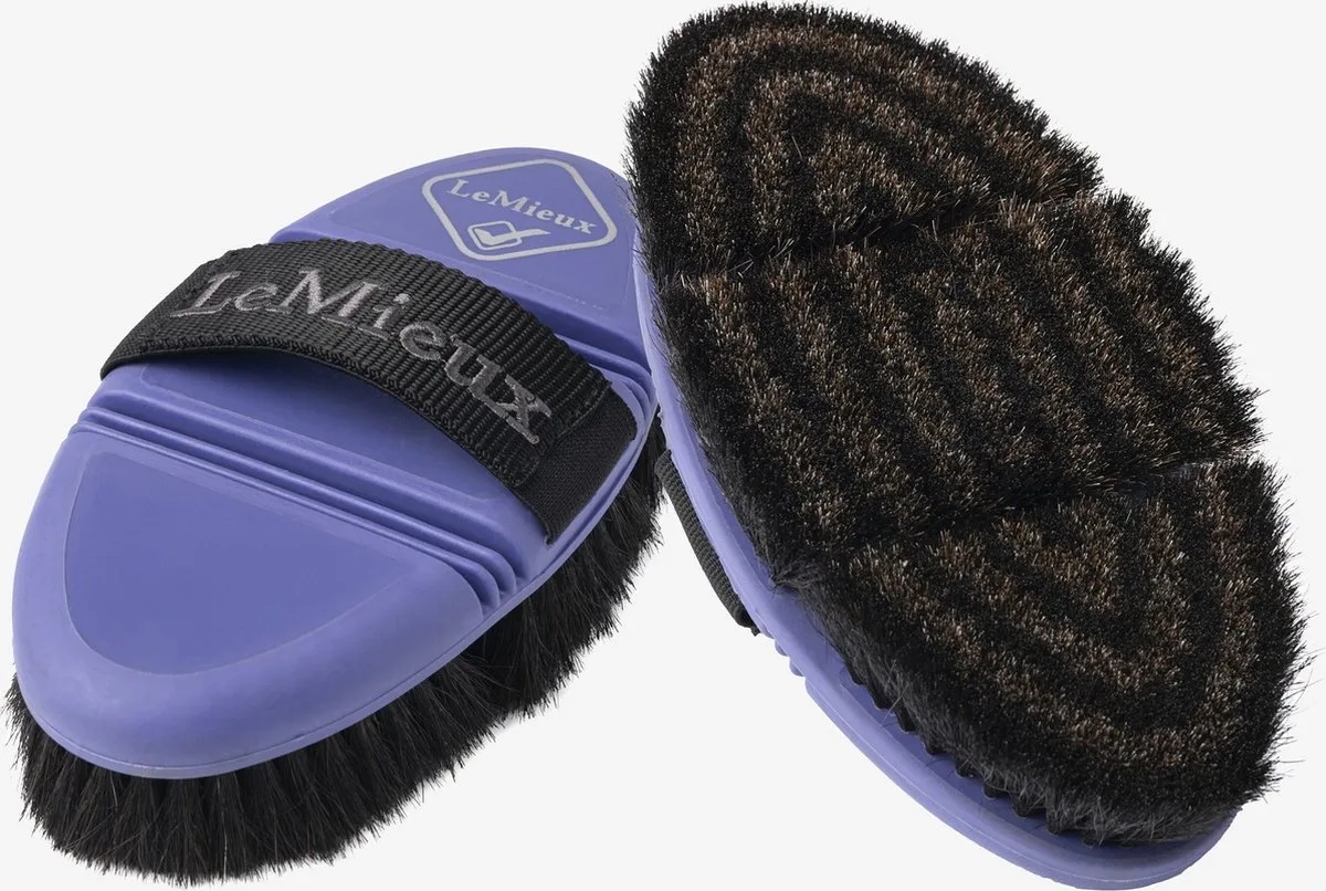Flexi Paardenhaar Body Brush van LeMieux in Bluebell – productfoto