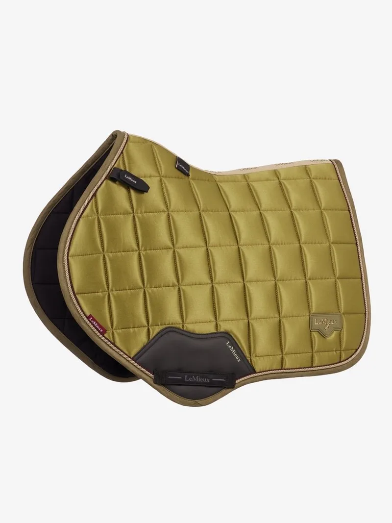 Loire Classic Zadeldek AW26 Jumping Full by LeMieux in Gooseberry – product photo