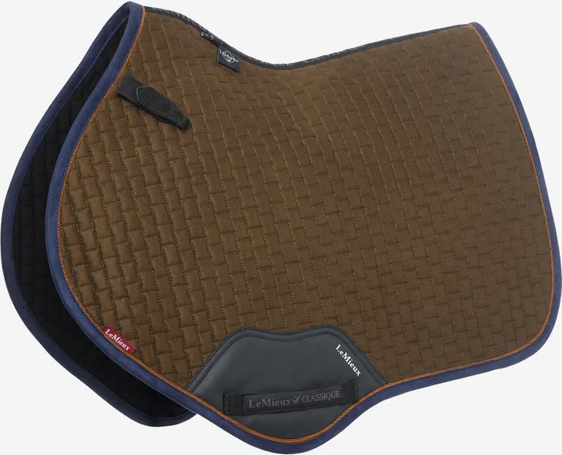 Zadeldek Suede Alpine - Cob by LeMieux in Brown – product photo