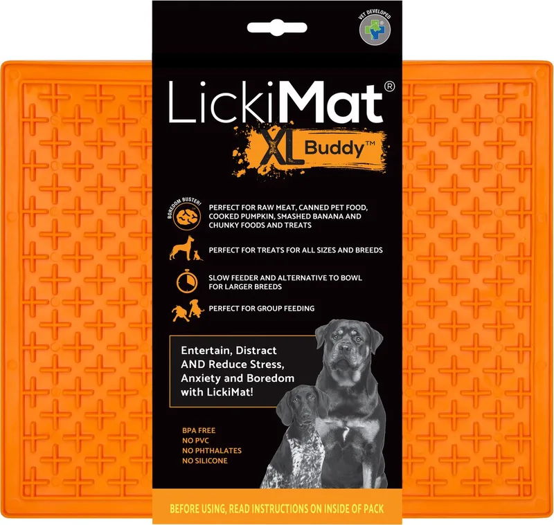 Buddy Treat - Slowfeeder Voermat - Hondenvoerbak - 30x25 cm fra LickiMat i Orange – produktbillede