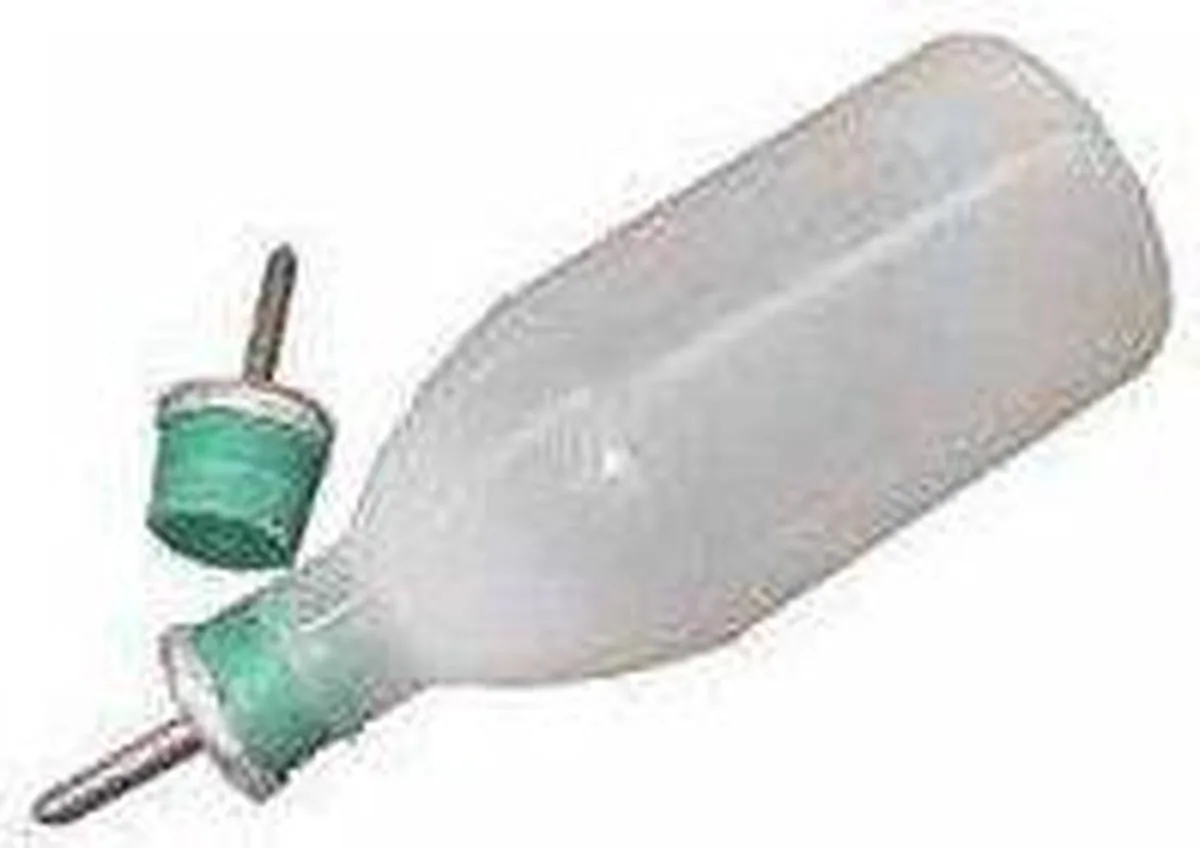 Bottle with Sipper for Rodent Cages by Lucky Reptile in Green – product photo